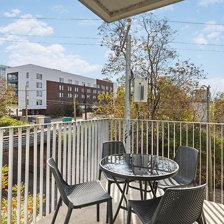 Luxury On The River 4 Beds 2.5 Bath, Walk To Downtown Apartman NashvilleNashville  Kültér fotó